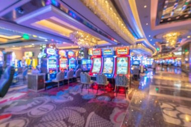 yyyr platform dashboard showing football markets, live dealers, and slot games